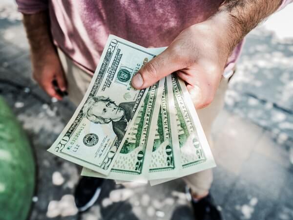 Ways to make money blogging
