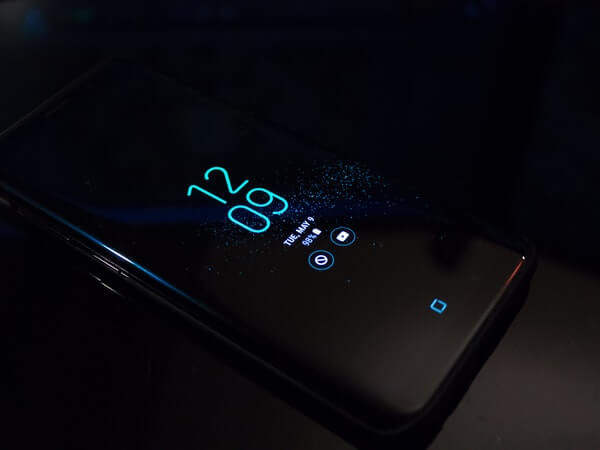 Black Android smartphone